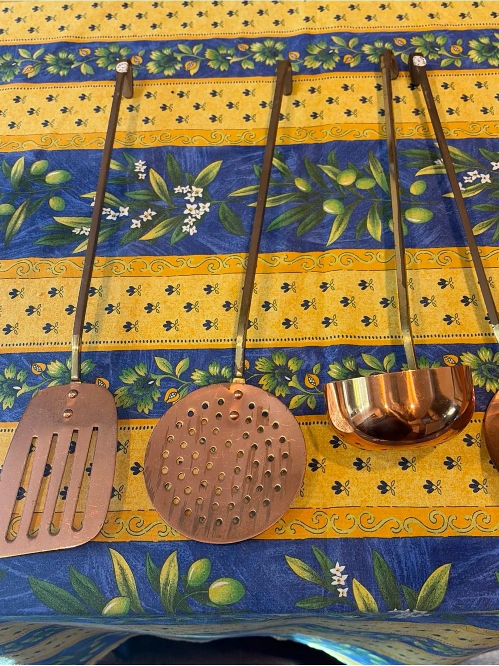 VTG Copper Utensil Set of 4 Hanging Ladle Spatula  Spoon w  Brass Handles